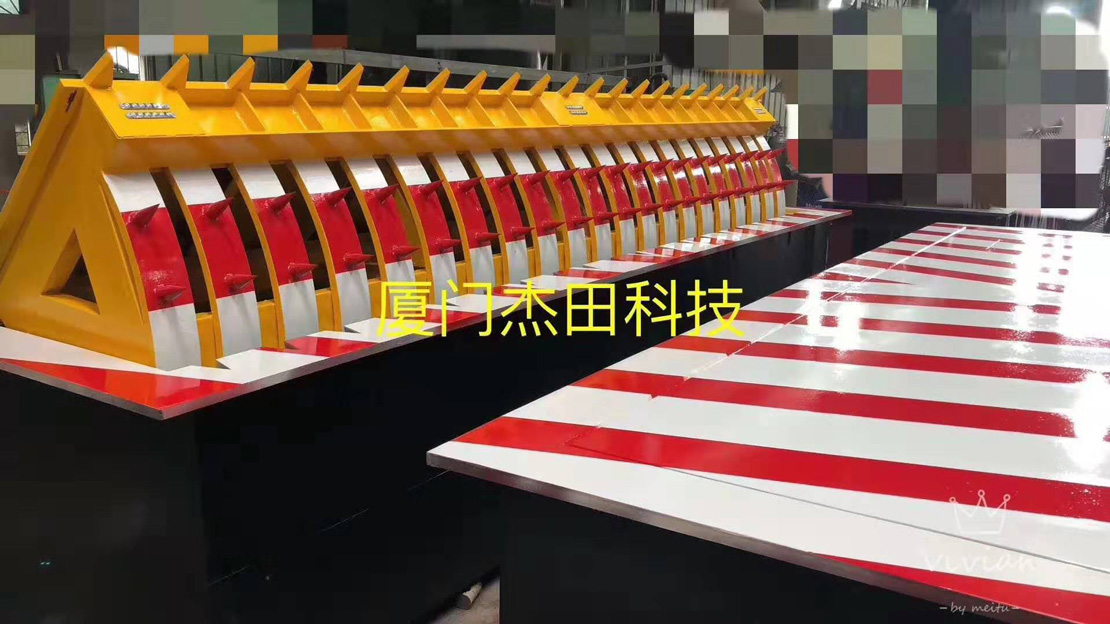 液压翻板路障机