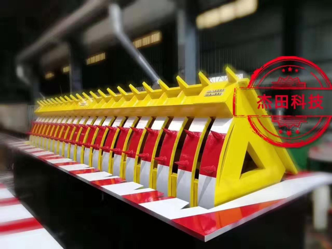 液压翻板路障机