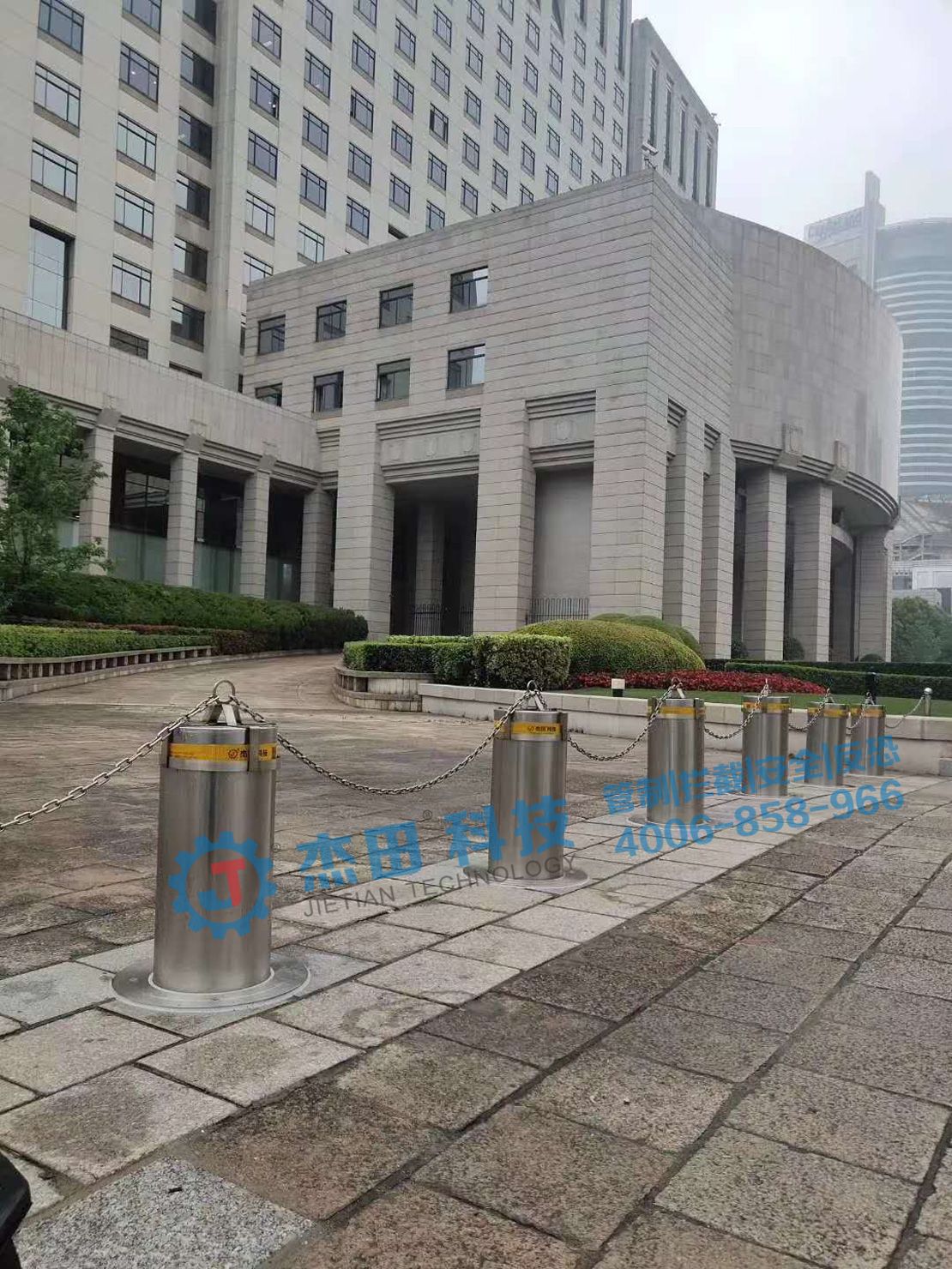 上海某区域半自动升降柱